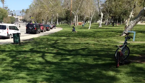 Grassy area in the south section of Sycamore Grove
