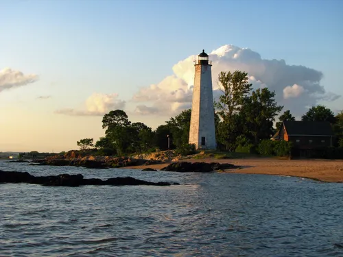 Lighthouse in late afternoon sunlight
