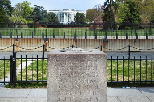 The Zero Milestone marker with the White House visible behind