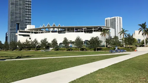 Walking paths lead toward the Phillip & Patricia Frost Museum of Science