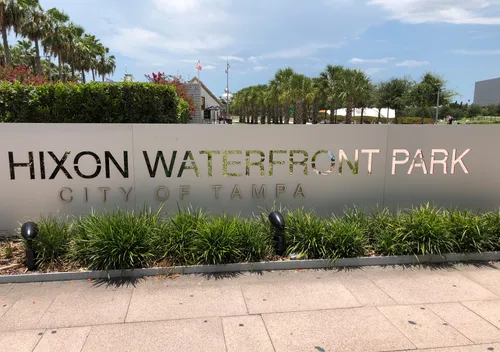 Entrance sign welcomes visitors to Hixon Waterfront Park