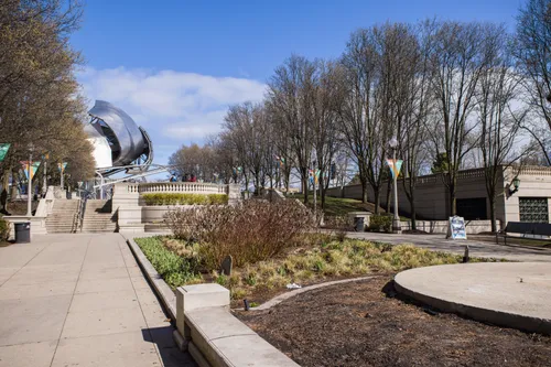 Pathway leading east toward Jay Pritzker Pavilion