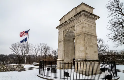 The Rosedale Memorial Arch is reminiscent of the Arc de Triomphe, minus the traffic