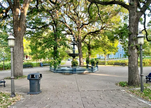This Victorian fountain is the park's centerpiece