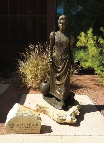 The bronze statue of Helen Wiser Stewart by sculptor Benjamin Victor