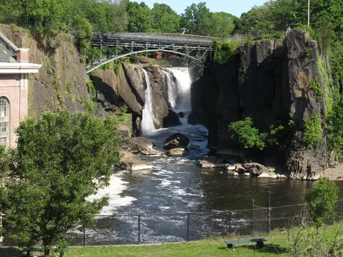 The majestic Great Falls cascades 77 feet down rocky cliffs