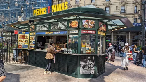 A kiosk serving food and drinks at Greeley Square