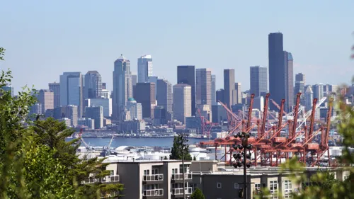 A northward view of the Seattle skyline from Rotary Viewpoint